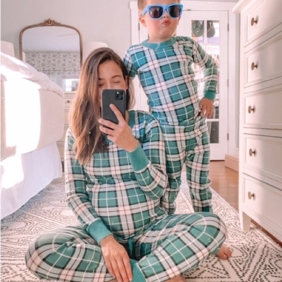 HANNA ANDERSSON Organic Cotton Long John Pajama Set Family Harvest Plaid Green - Picture 3 of 14